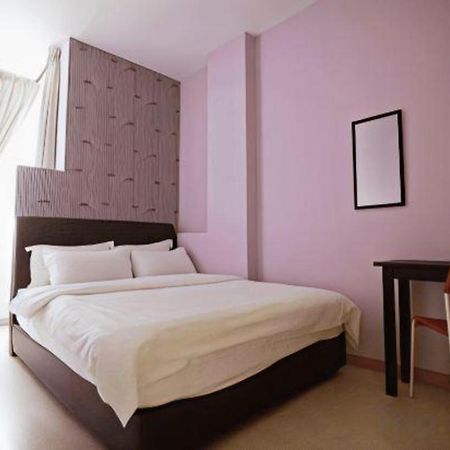 Comma Hotel Bandar Saujana Putra Zewnętrze zdjęcie
