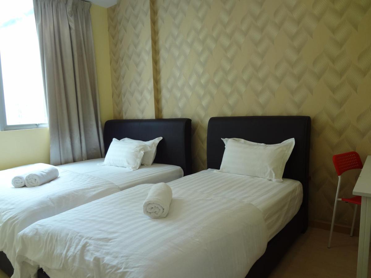 Comma Hotel Bandar Saujana Putra Zewnętrze zdjęcie