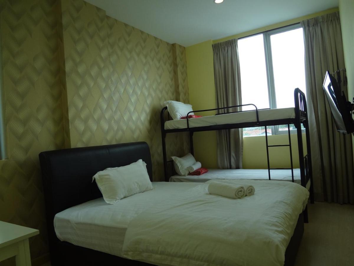 Comma Hotel Bandar Saujana Putra Zewnętrze zdjęcie
