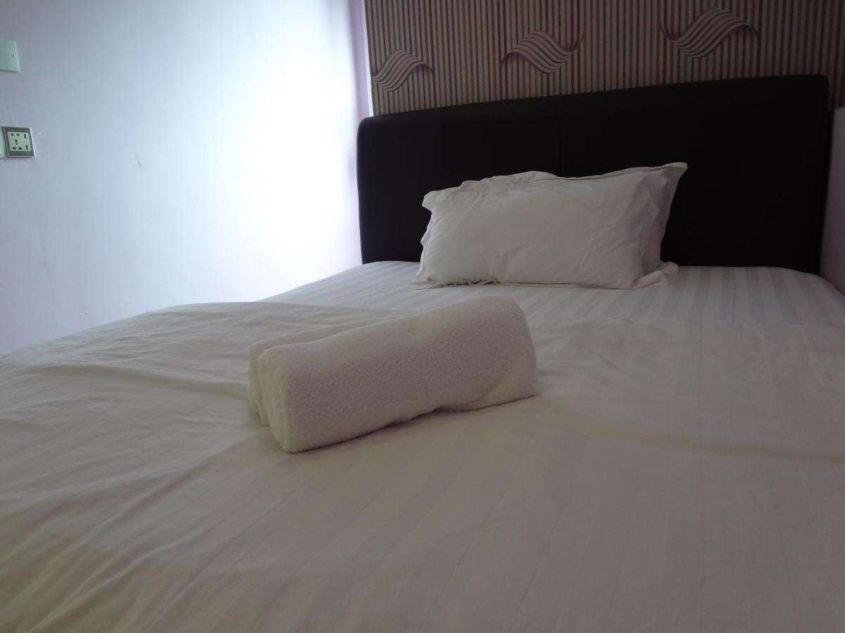 Comma Hotel Bandar Saujana Putra Zewnętrze zdjęcie