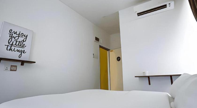Comma Hotel Bandar Saujana Putra Zewnętrze zdjęcie